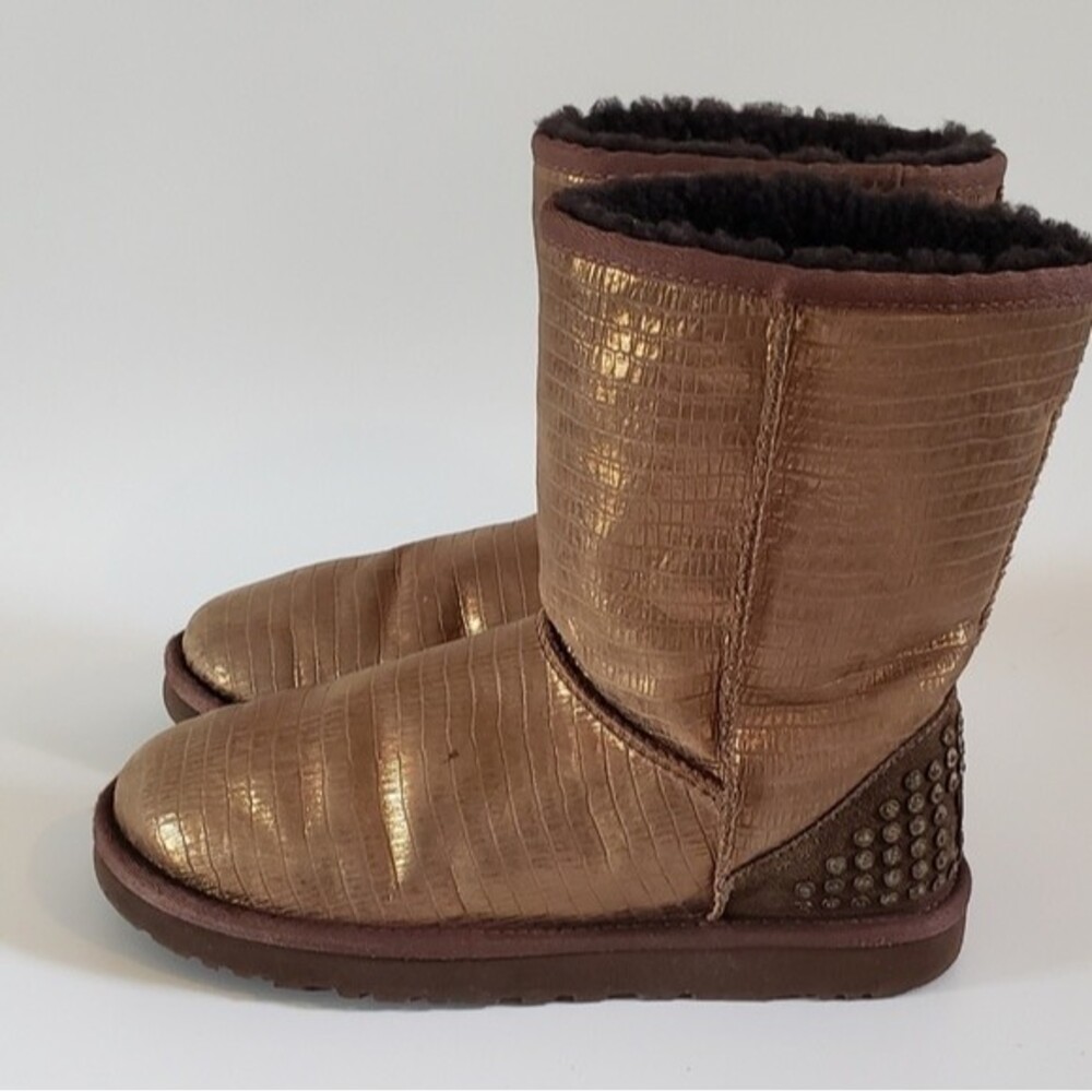 Ugg Women's Bronze Metallic Short Boot Size 7